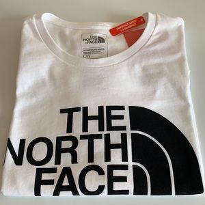 NWT! The North Face Standard fit large T-shirt